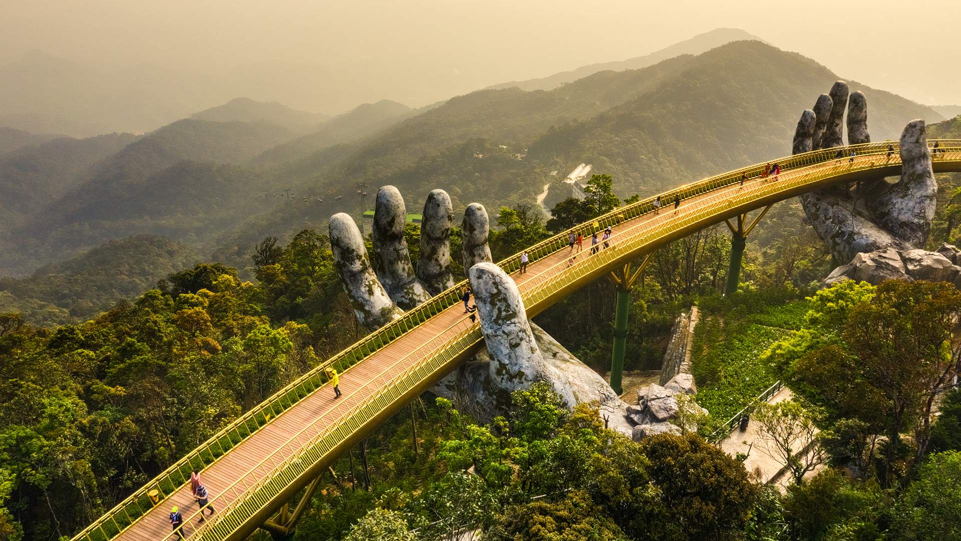 Дананг, Золотой мост во Вьетнаме