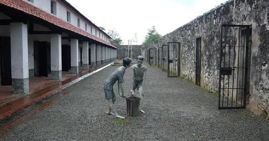Тюрьма Фухай на острове Кондао