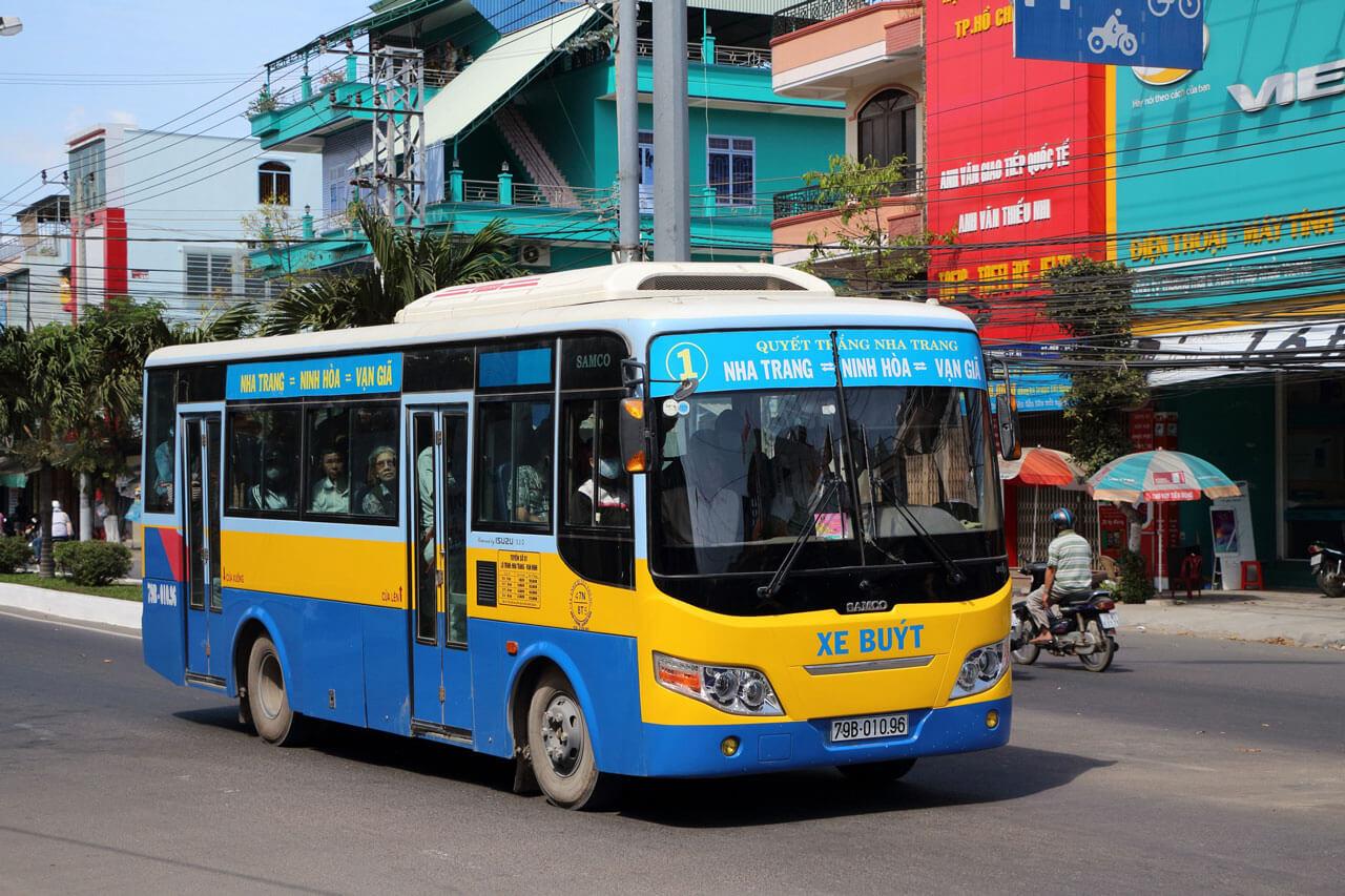 Общественный транспорт во Вьетнаме