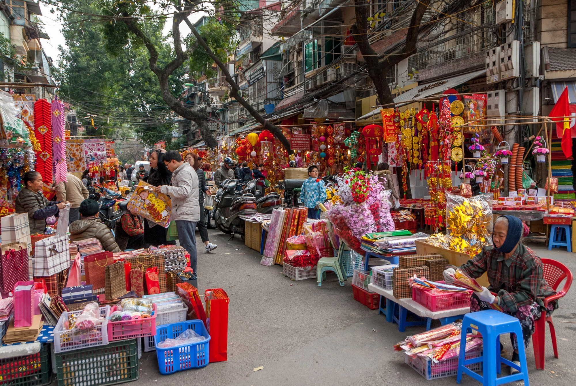 Рынок Донг Синь в Ханое